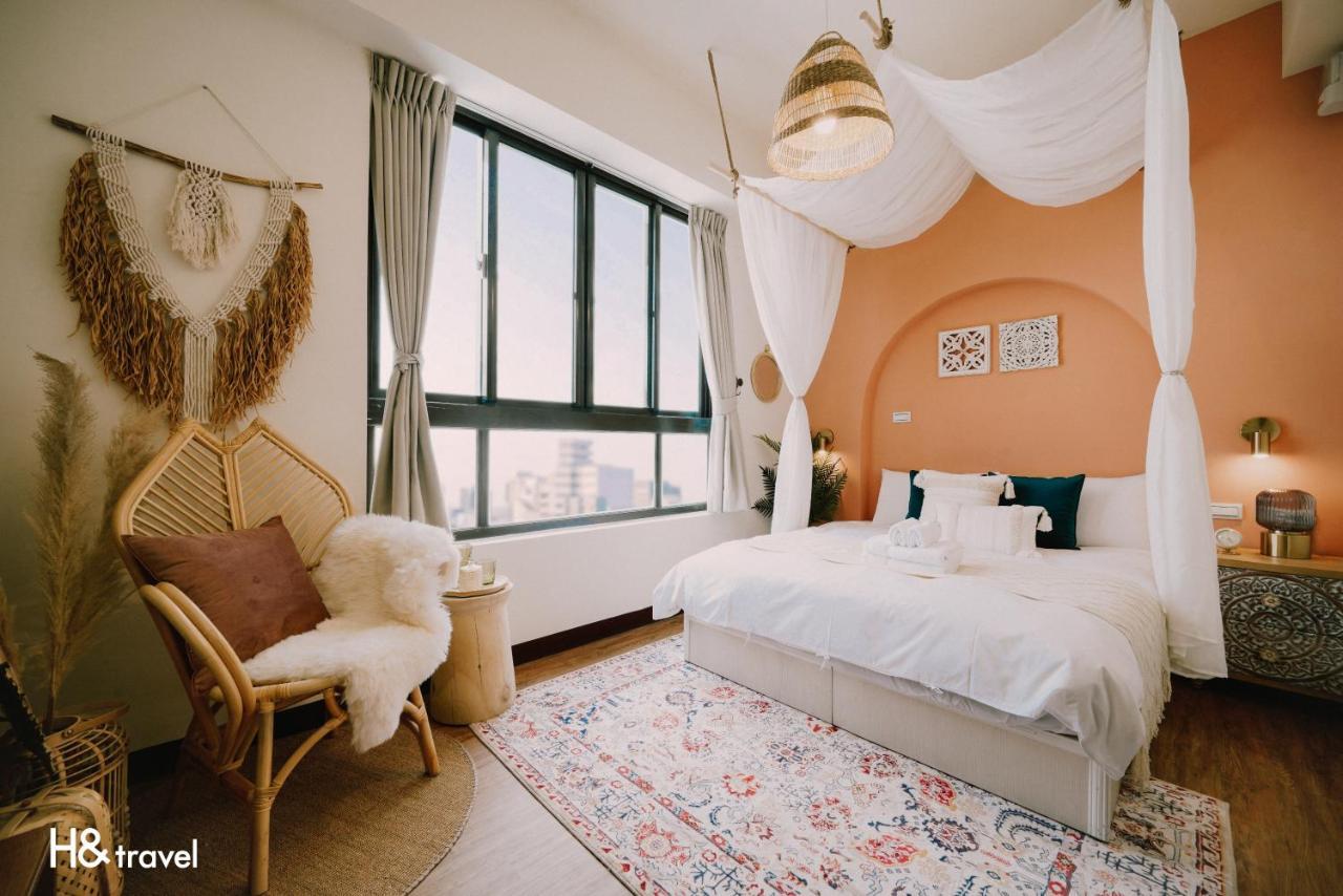 Tainan Sleepie Inn Bagian luar foto