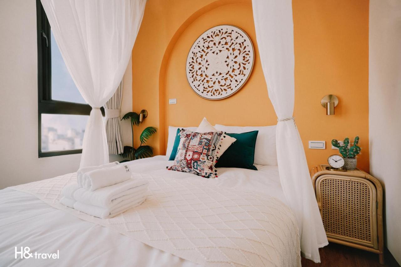 Tainan Sleepie Inn Bagian luar foto